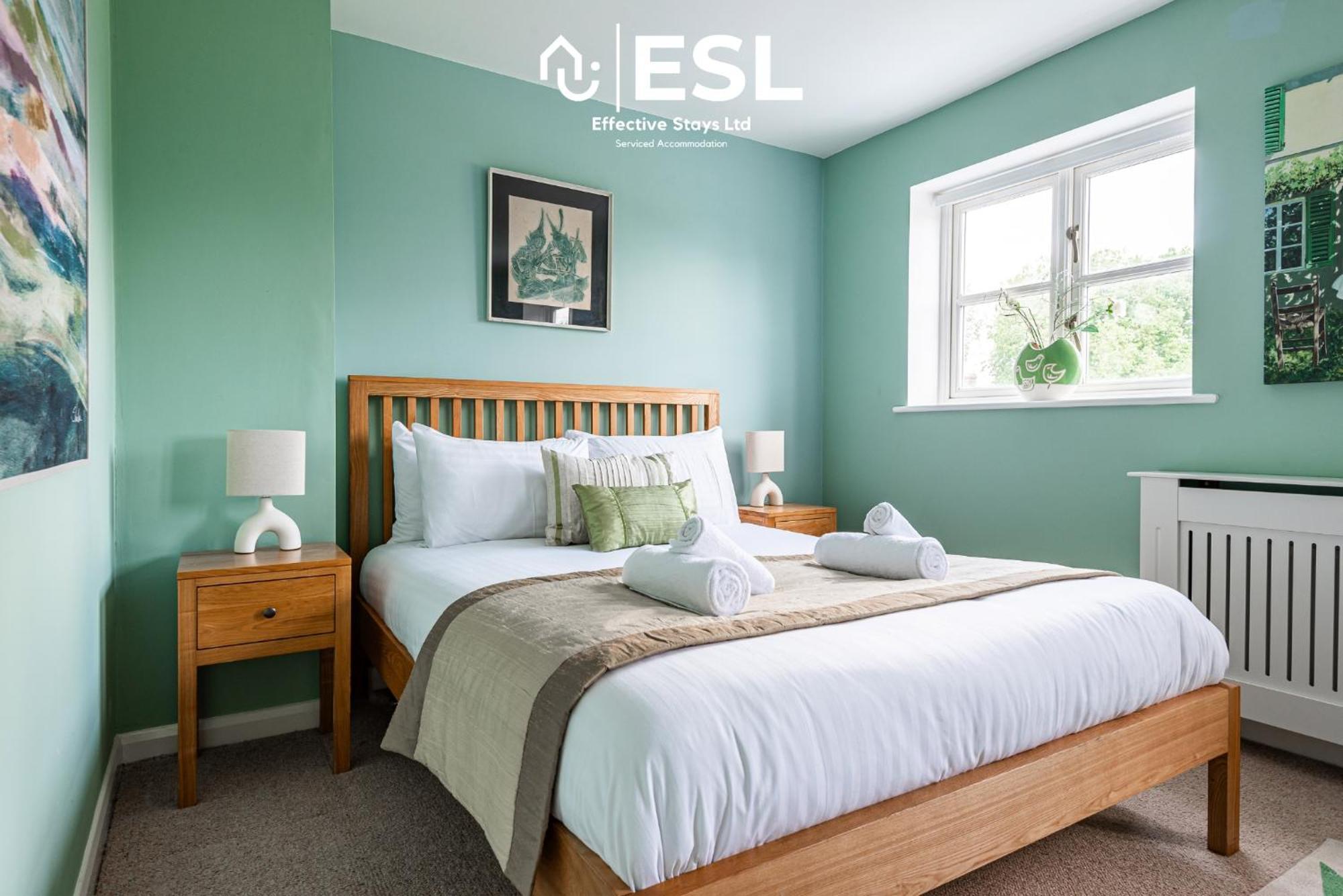 4 Bedroom Townhouse 10Mins Walk From Shrewsbury Town Centre With Parking ภายนอก รูปภาพ