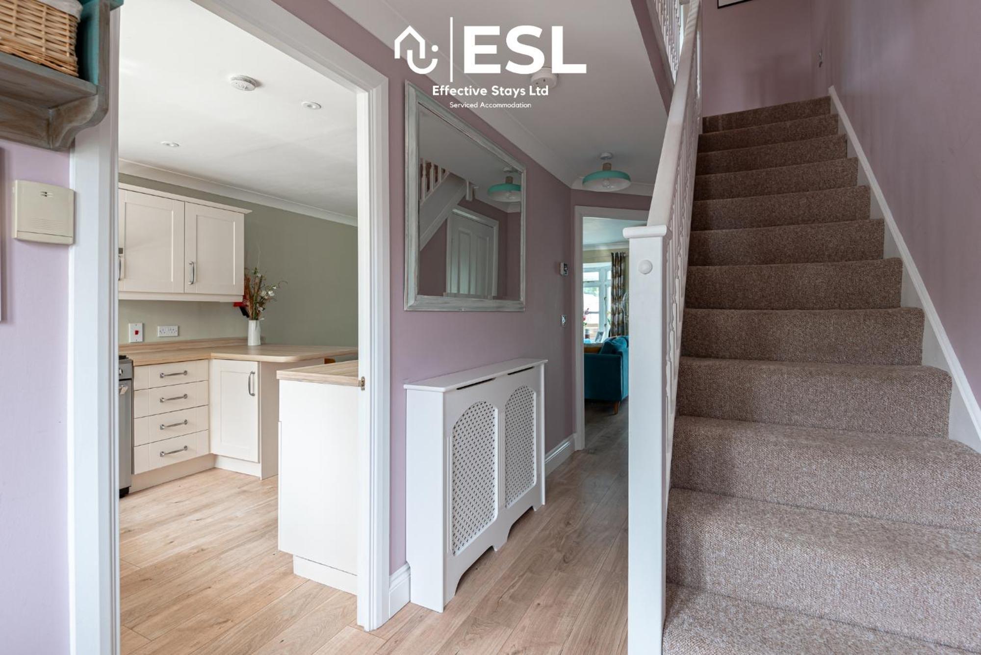 4 Bedroom Townhouse 10Mins Walk From Shrewsbury Town Centre With Parking ภายนอก รูปภาพ